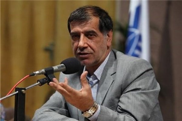 دوستان احمدی نژاد در حالت کما و اغما نروند