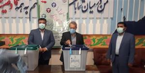 علی لاریجانی در استان مازندران رأی خود را به صندوق انداخت