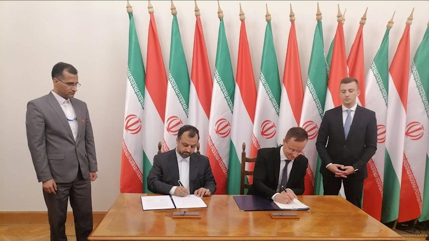 امضای سند پروتکل همکاری اقتصادی بین ایران و مجارستان