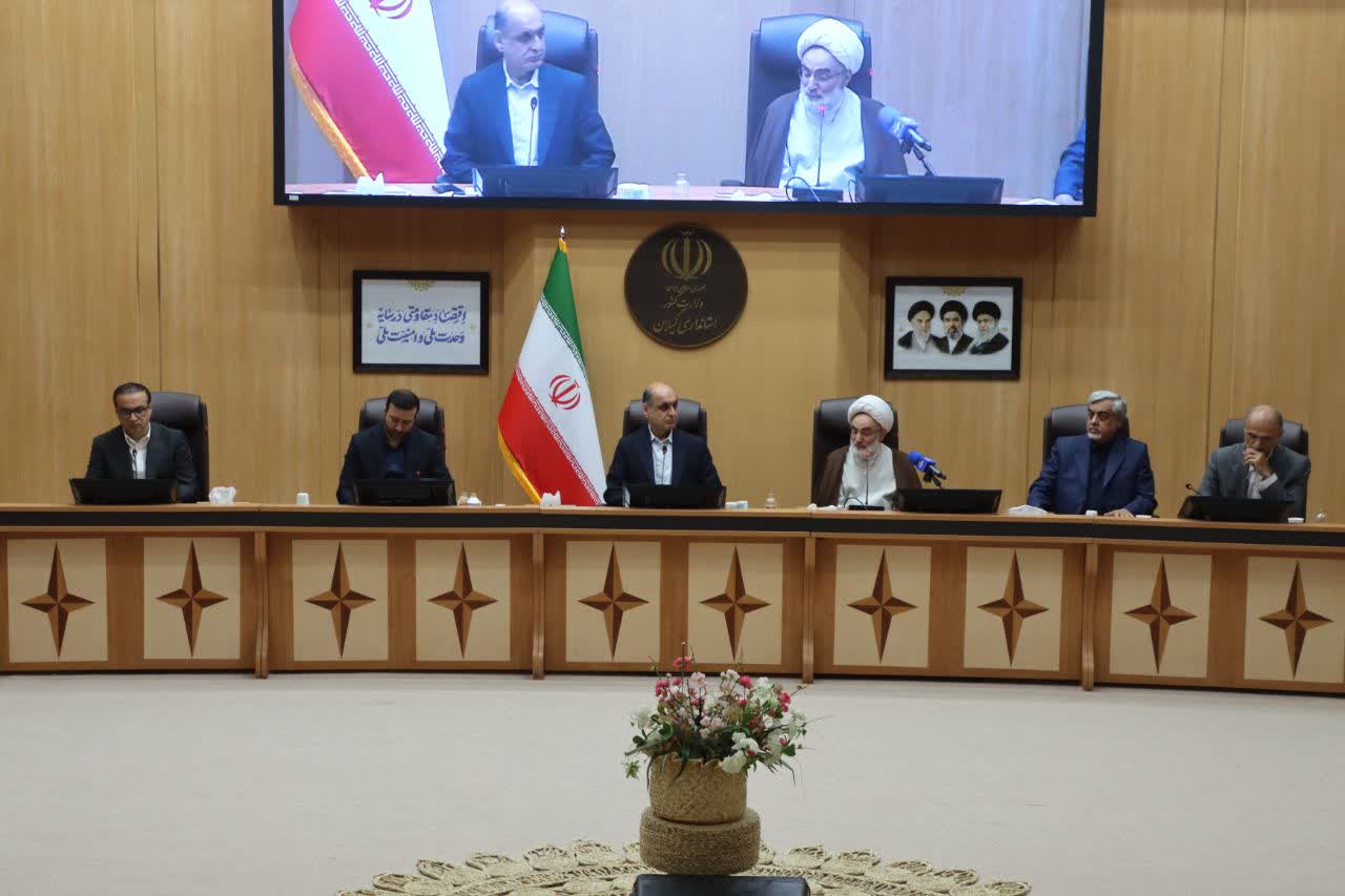 پرونده مطالبات بیمه‌ای بازاریان از چند مسیر در حال پیگیری است