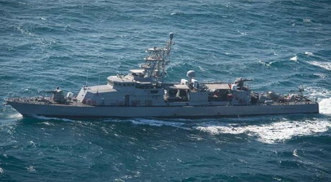 رویارویی ناو آمریکایی با یک قایق تندرو سپاه پاسداران