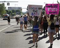 تجمع حامیان ممنوعیت سقط جنین دختر بچه ده ساله درایالت اوهایو