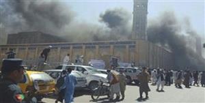 وقوع انفجار شدید در مراسم نماز جمعه در شمال افغانستان/ احتمال شهادت حداقل ۱۰۰ نفر/ ویدئو